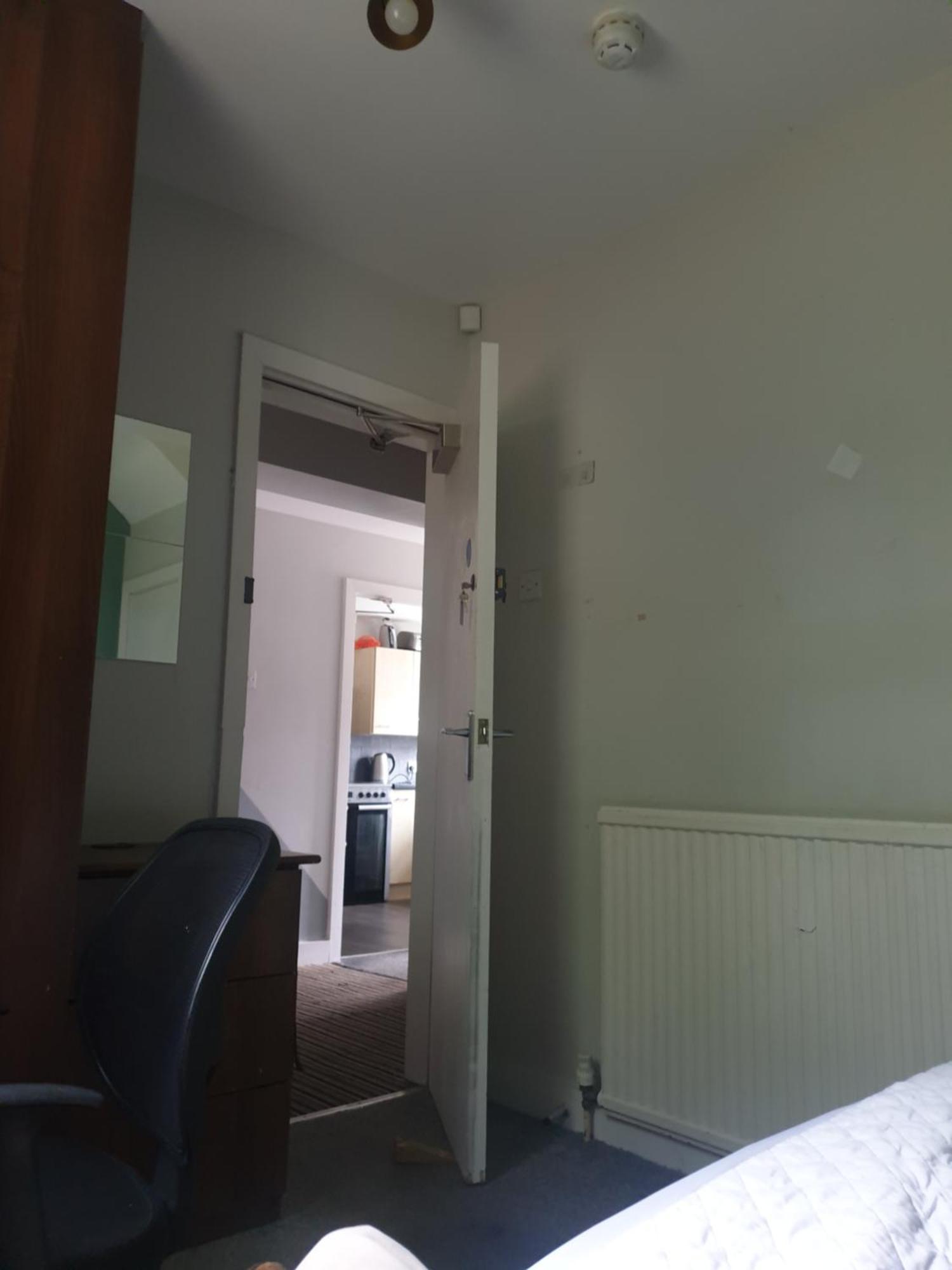Mother-In-Law Guest House Hotel Leeds Leeds  Ngoại thất bức ảnh