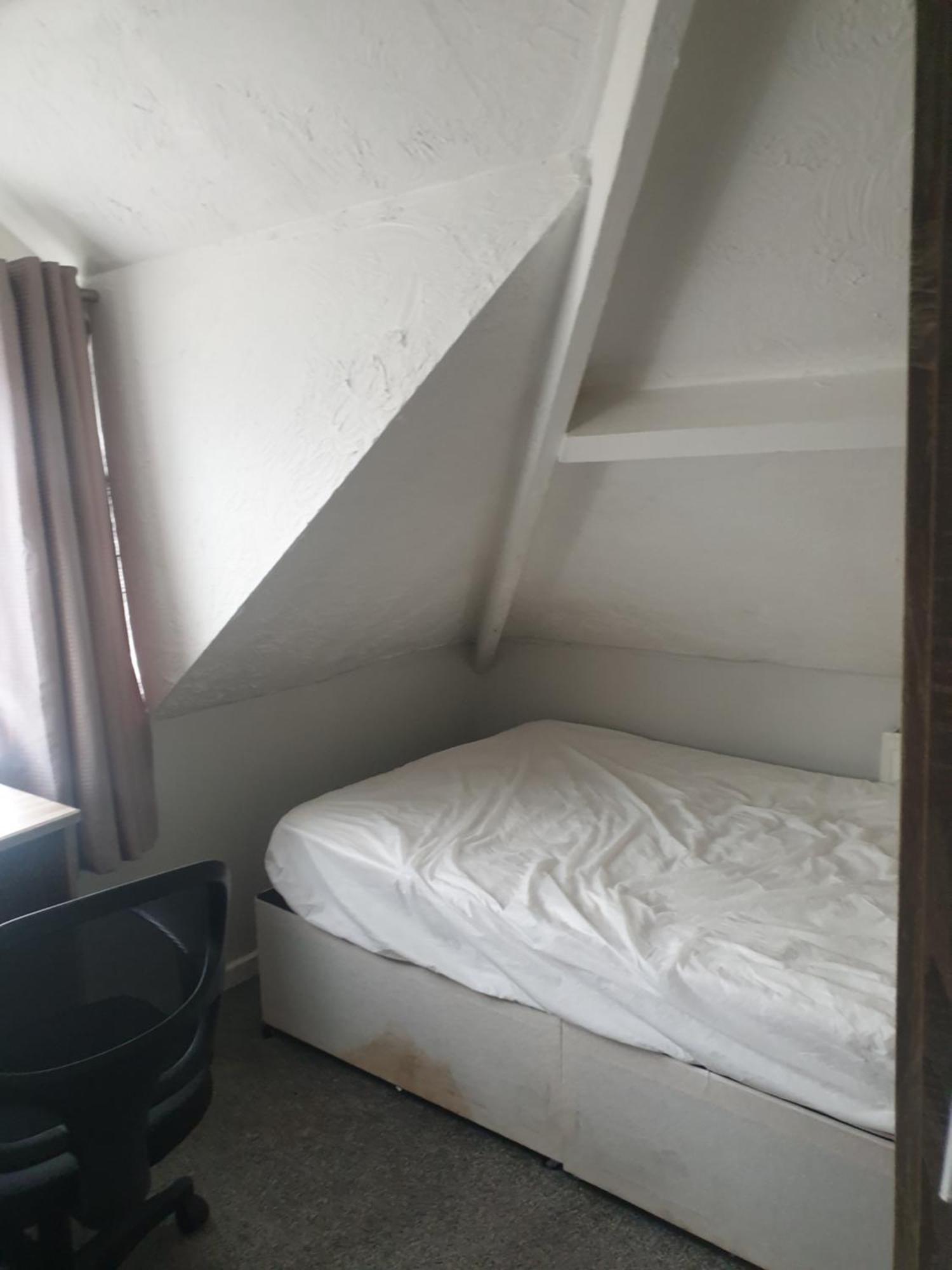 Mother-In-Law Guest House Hotel Leeds Leeds  Ngoại thất bức ảnh