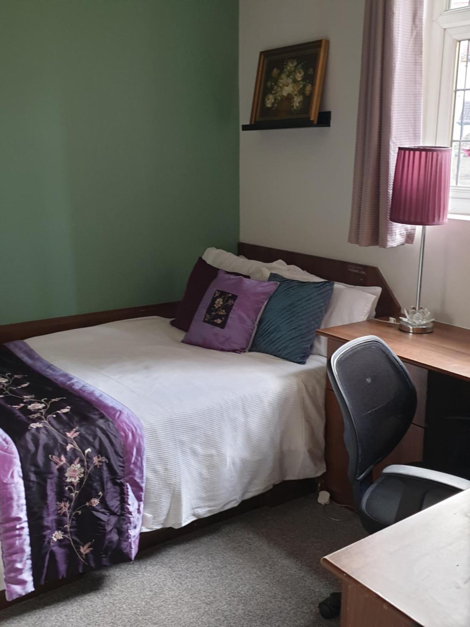 Mother-In-Law Guest House Hotel Leeds Leeds  Ngoại thất bức ảnh
