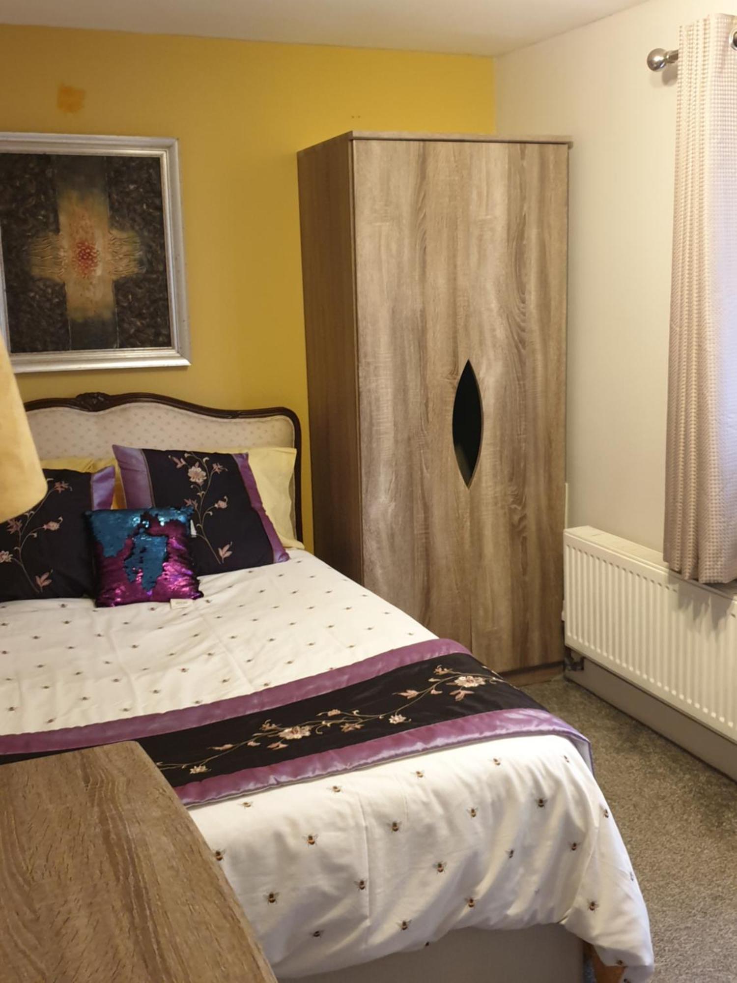 Mother-In-Law Guest House Hotel Leeds Leeds  Ngoại thất bức ảnh